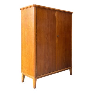Mid-Century Linen Cupboard from VEB Möbelindustrie Halle For Sale