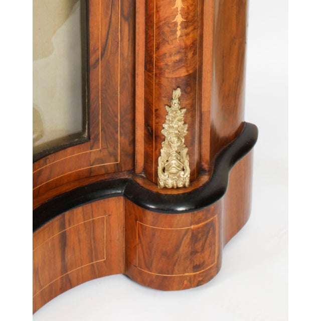 Antique Victorian Serpentine Burr Walnut Marquetry Credenza, 19th Century For Sale - Image 15 of 18