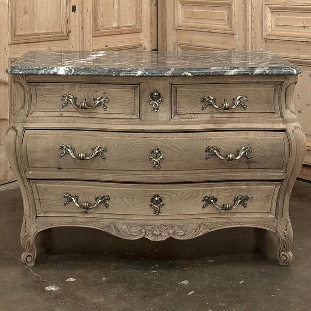 Antique 19th Century Country French Louis XV Bombe Commode in Stripped Oak With Gray Marble For Sale - Image 4 of 18