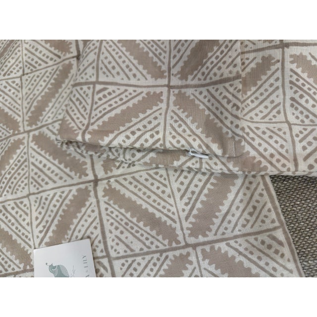 Taupe Serena & Lily Lumbar Pillow Covers, Pair For Sale - Image 8 of 12