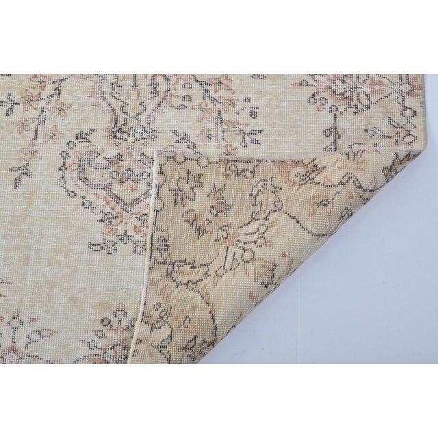 Beige 1950s Beige Anatolian Oushak Carpet For Sale - Image 8 of 11