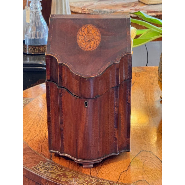 English 19th Century English Inlaid Letter Box For Sale - Image 3 of 8