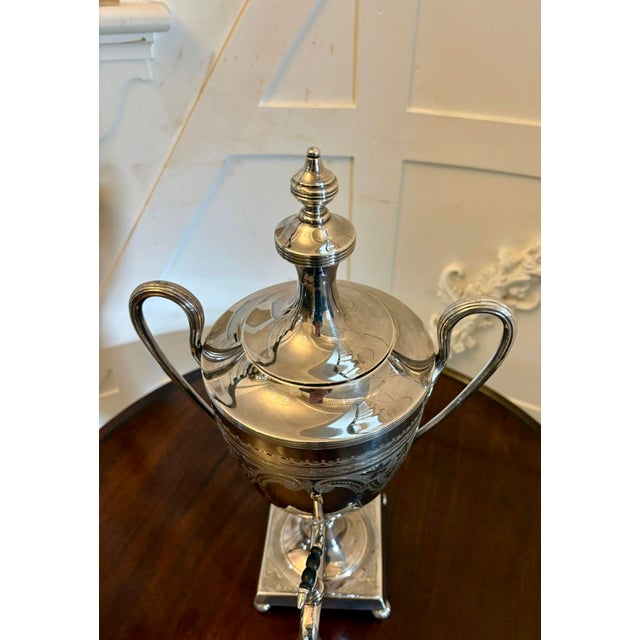 Antique Victorian Sheffield Silver Plated Tea Urn from Walker & Hall, 1880 For Sale - Image 3 of 15