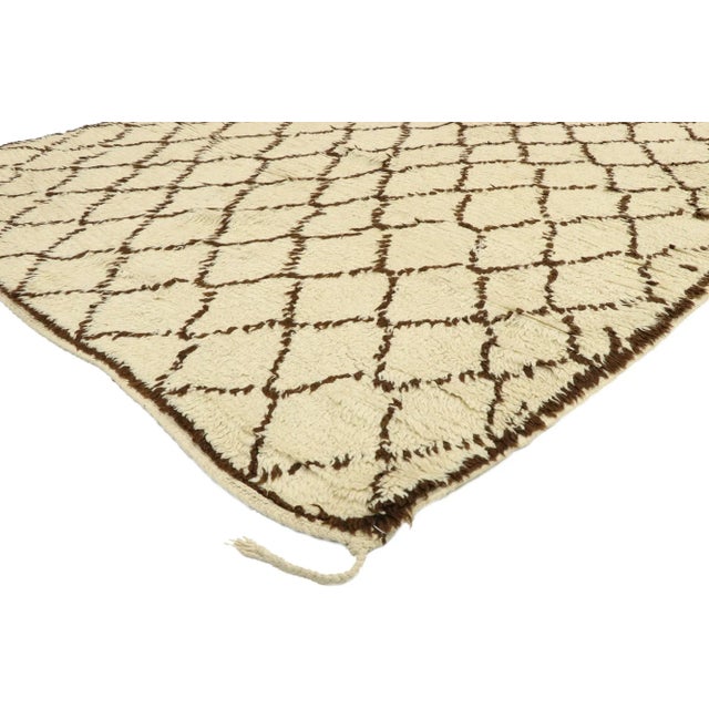 74830 Vintage Moroccan Azilal Rug, 05'02 x 11'04. This hand knotted wool vintage Moroccan Azilal rug features contrasting...