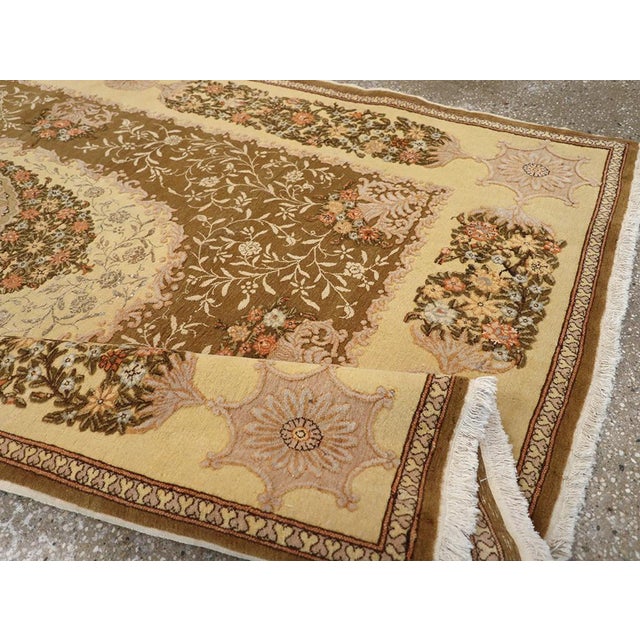 Galerie Shabab Collection Mid-20th Century Turkish Herekeh Rug For Sale - Image 9 of 10