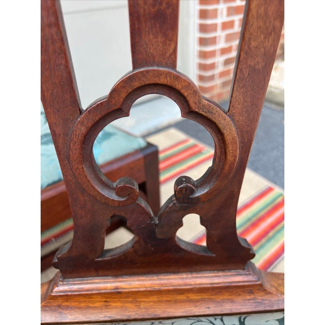Wood Set of 3 Mahogany Gothic Chippendale Side Chairs, Philadelphia 1770s For Sale - Image 7 of 12