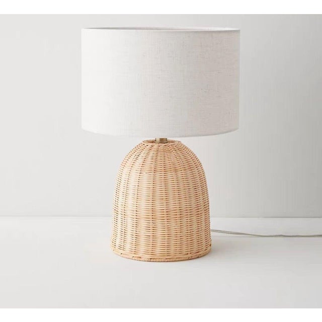 Light beige linen shade + rattan body, built-in LED warm soft light. Fits wabi-sabi/natural spaces, adds relaxed ambiance.