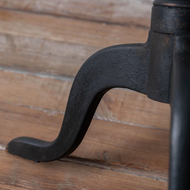 New England Queen Anne Cherry Candle Stand in Black, c.1760 For Sale - Image 14 of 16