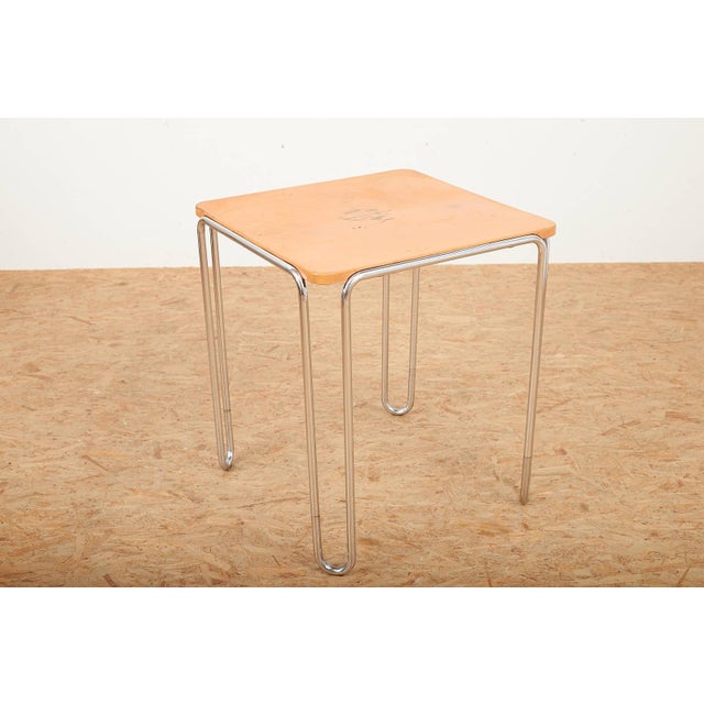 Marcel Breuer Loop Table B10 in Chrome-Plated Tubular Steel and Peach-Colored Lacquered Plywood by Marcel Breuer, 1927 For Sale - Image 4 of 14