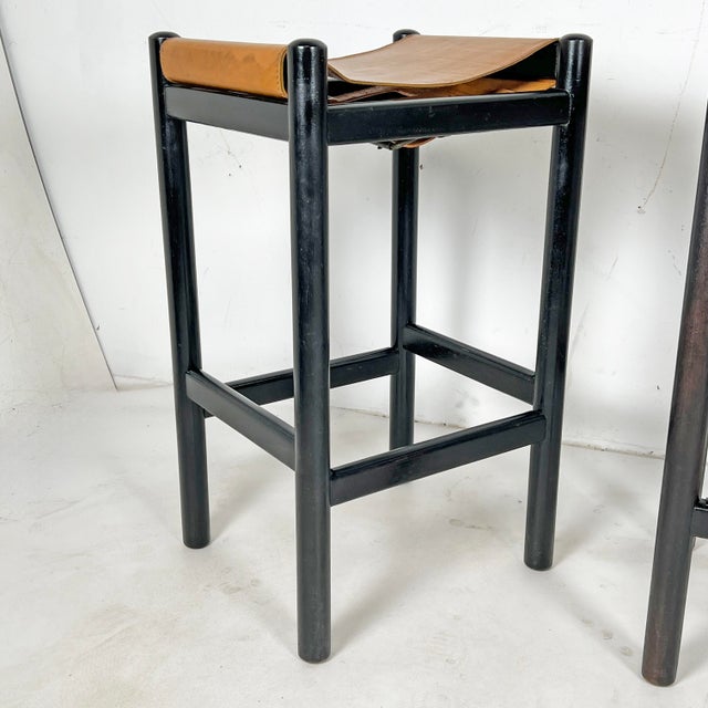 C. 1970s Mary Featherstone Set of Three "Hobb" Stools With Leather Seats For Sale - Image 9 of 9