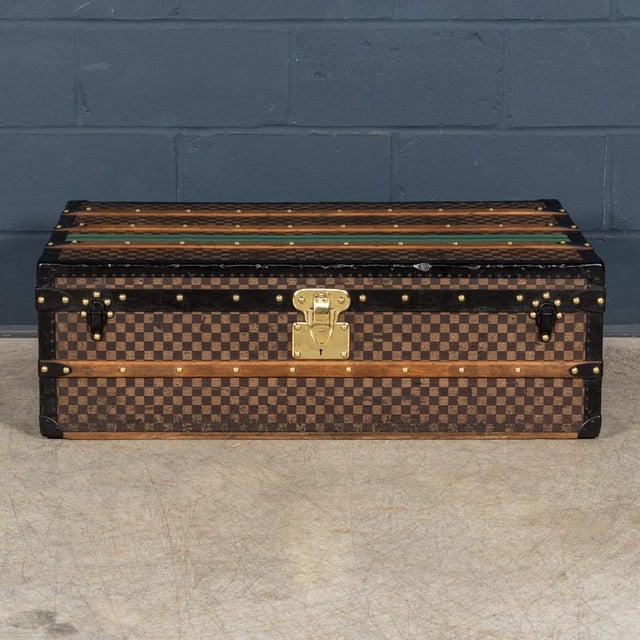 Louis Vuitton 19th Century Antique Louis Vuitton Trunk in Damier Canvas, France, 1890 For Sale - Image 4 of 18