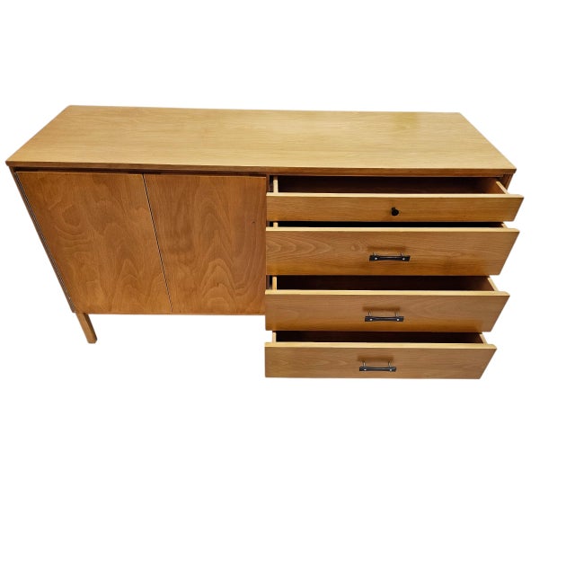 Mid-Century Modern 1950s Rare Paul McCobb Dresser For Sale - Image 3 of 15