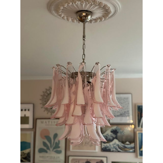 Pink Murano Glass Chandelier in the style of Mazzega For Sale - Image 4 of 10