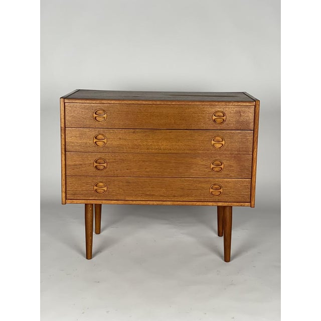 Scandinavian Teak Chest of Drawers, 1960s, in Very Good conditions. Designed 1960 to 1969