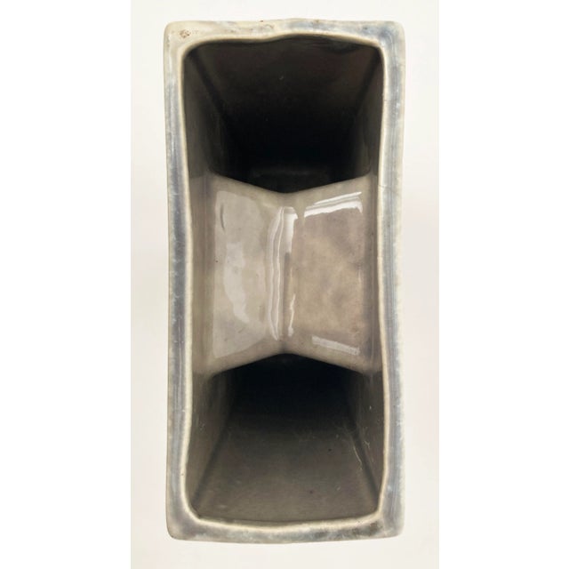 1950s Vintage McCoy Arcature Vase With Red Bird on Limb For Sale - Image 10 of 12