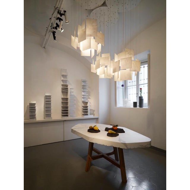 Velato Dining Table in Calacatta Marble and Chestnut Wood by Bufalini Marmi For Sale - Image 6 of 10