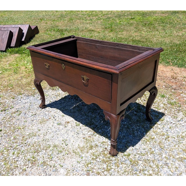Auburn Antique American Georgian New England Style 2 Piece Solid Cherry Highboy Chest on Chest Late 1800s For Sale - Image 8 of 18