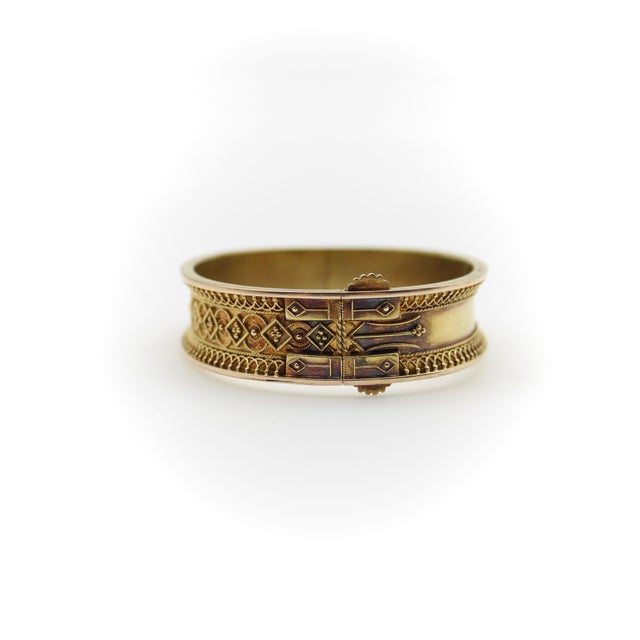 Late 19th Century 14k Gold Etruscan Revival Wirework Bracelet For Sale - Image 4 of 9