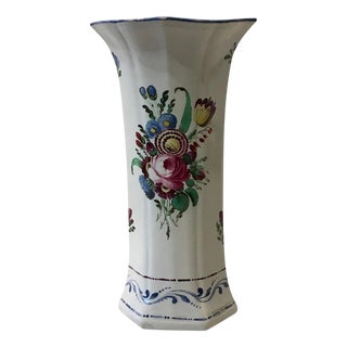 Early 18th Century Porcelain Vase by Richard Ginori For Sale