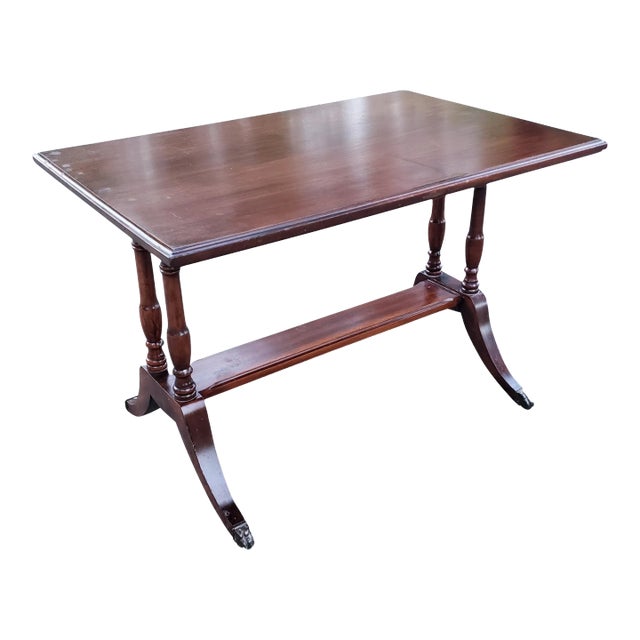 1930s Vintage American Mahogany Coffee Table For Sale