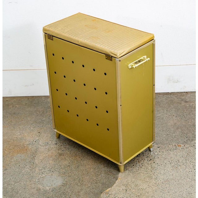 Mid Century Modern Laundry Basket Metal Caddy Gold Vintage MCM Lift Top Bright For Sale - Image 4 of 10