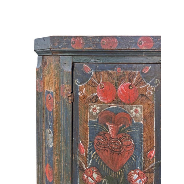 Early 19th Century Blue Floral Painted Cupboard For Sale - Image 10 of 18
