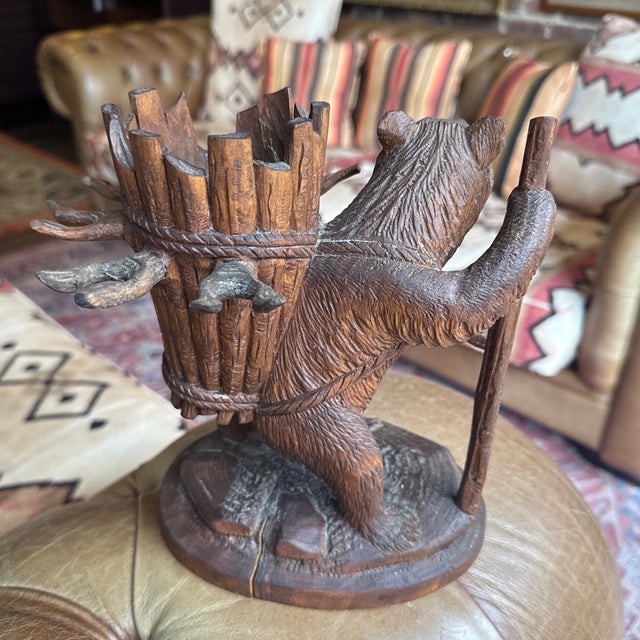 Rustic European Antique 19th Century Swiss Black Forest Bear Decanter & Cordial Glasses Holder For Sale - Image 3 of 12