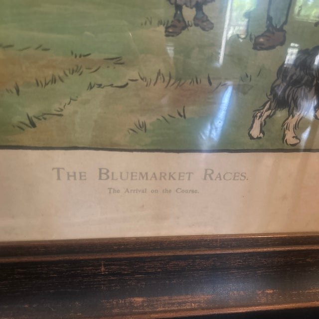 English 1901 Cecil Aldin Blue Market Races “The Arrival on the Course” Lithograph in Orig Frame For Sale - Image 3 of 5