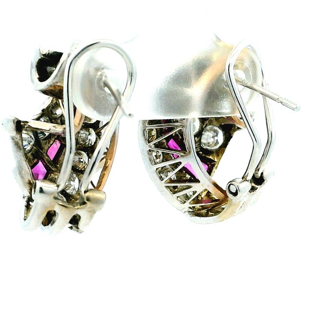 Metal French 1950s 14k White Gold Diamond & Ruby Scroll Earrings, A Pair For Sale - Image 7 of 13