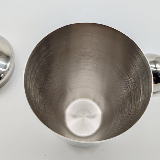 1970s Vintage Space Age Cocktail Shaker in Stainless Steel, 1970s For Sale - Image 5 of 6