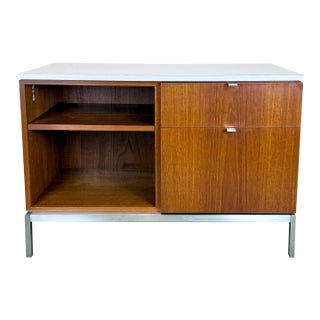 1960’s Mid Century Modern Florence Knoll Credenza / Cabinet in Teak, Stainless & Laminate For Sale