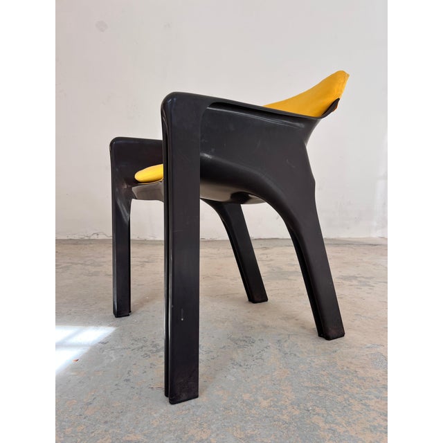 The Gaudi armchair is an iconic example of 1970s Italian design, created by design legend Vico Magistretti for Artemide....