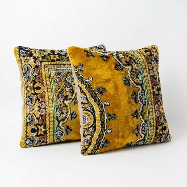 Mid-Century Modern Bohemian Velvet Pillow Cover 19'' X 19'' - Set of Two For Sale - Image 3 of 4