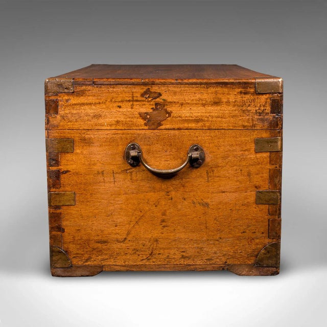 1900's Antique Military Trunk For Sale - Image 4 of 10