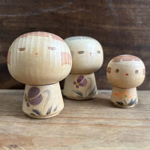 1960s Vintage Kokeshi Dolls by Sanpei Yamanaka, Japan, 1960s, Set of 3 For Sale - Image 5 of 10