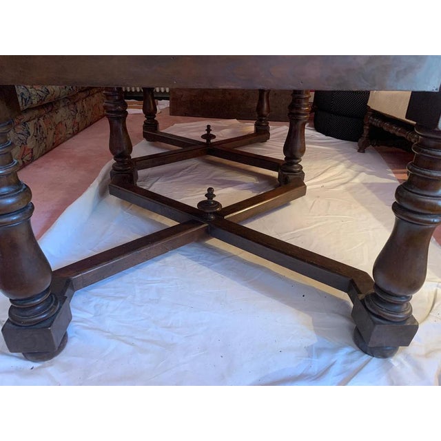 Louis XIV Veneto Table in Walnut For Sale - Image 15 of 18