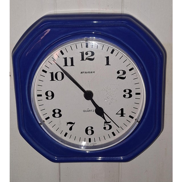 1980s German Wall Clock with Blue Ceramic Case from Staiger, 1980s For Sale - Image 5 of 5