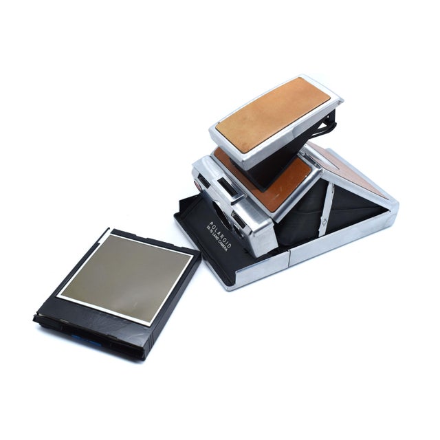 Polaroid Corporation Original Mid-Century Polaroid Sx-70 Land Folding Camera With Tan Leather and Chrome Finish For Sale - Image 4 of 11