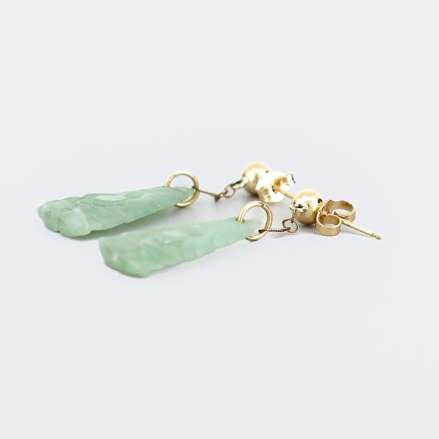 Green Vintage Chinese 14k Gold & Carved Jadeite Dangle/Drop Earrings For Sale - Image 8 of 14
