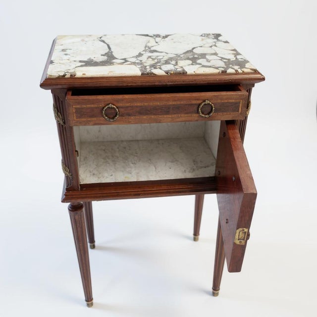 French Mahogany Chest of Drawers with Marble Top For Sale - Image 4 of 4