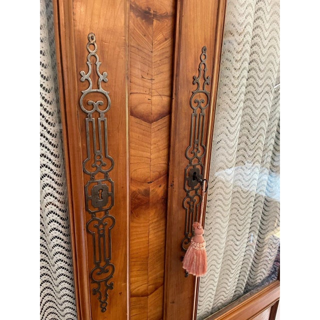Early 18th Century 18th Century French Louis XV Cherry Armoire For Sale - Image 5 of 7