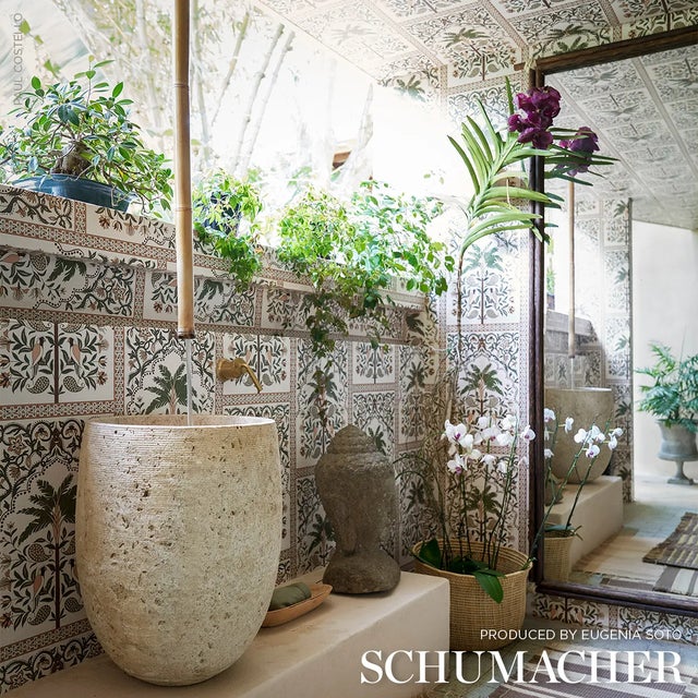 Not Yet Made - Made To Order Schumacher x Johanna Ortiz Amazonas Mystique Wallpaper In Blush For Sale - Image 5 of 5