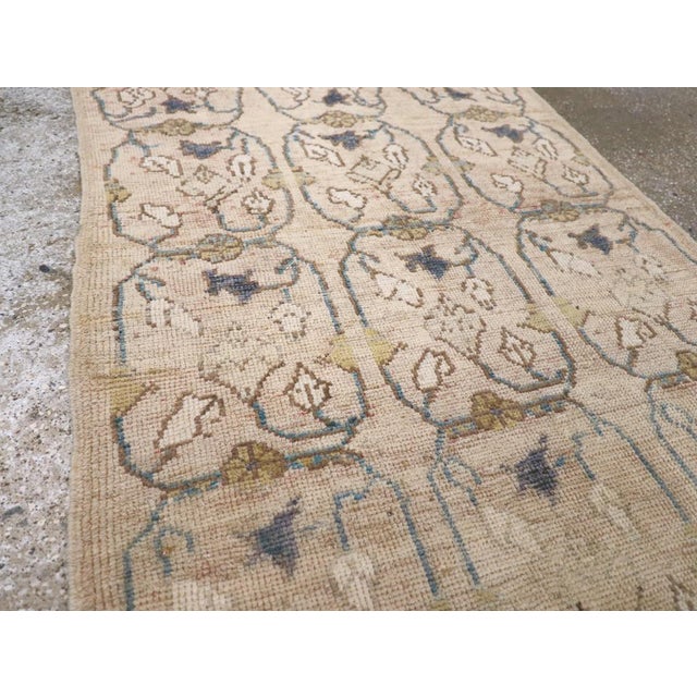 Mid 20th Century Vintage Turkish Anatolian Rug For Sale - Image 5 of 10