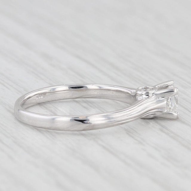 2020s 0.47ct Princess Diamond Solitaire Engagement Ring 18k White Gold Size 6.75 For Sale - Image 5 of 8