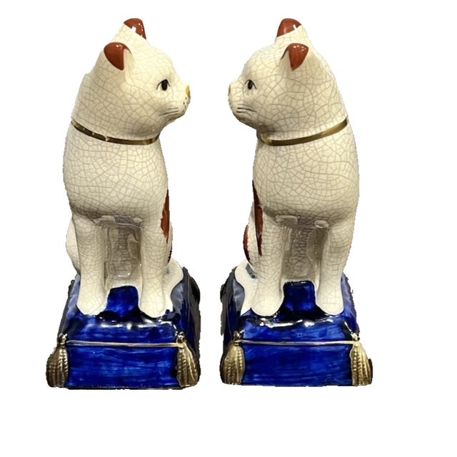 Fitz and Floyd Vintage MCM Fitz & Floyd Staffordshire Style Cat Figurines Bookends-Pair For Sale - Image 4 of 5