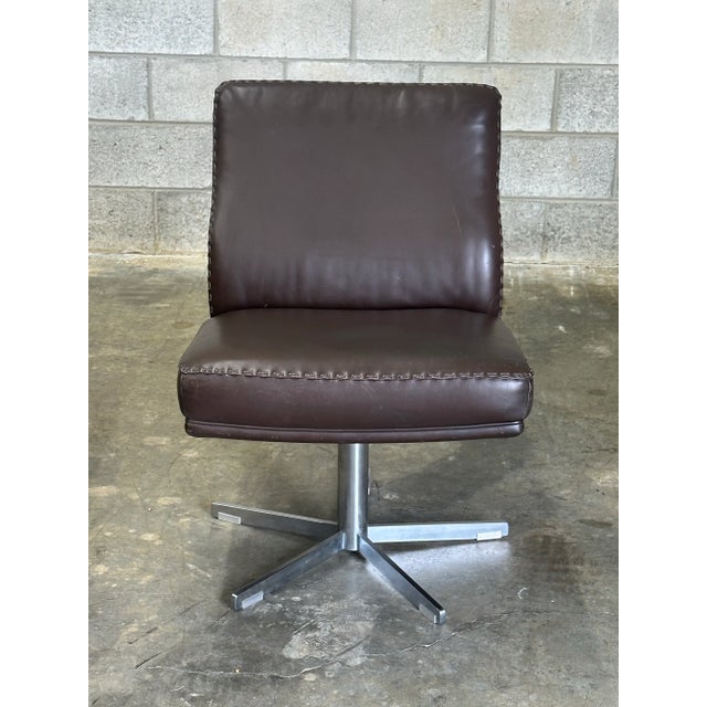 De Sede 1970s De Sede Leather and Metal Swivel Chairs- A Pair For Sale - Image 4 of 12