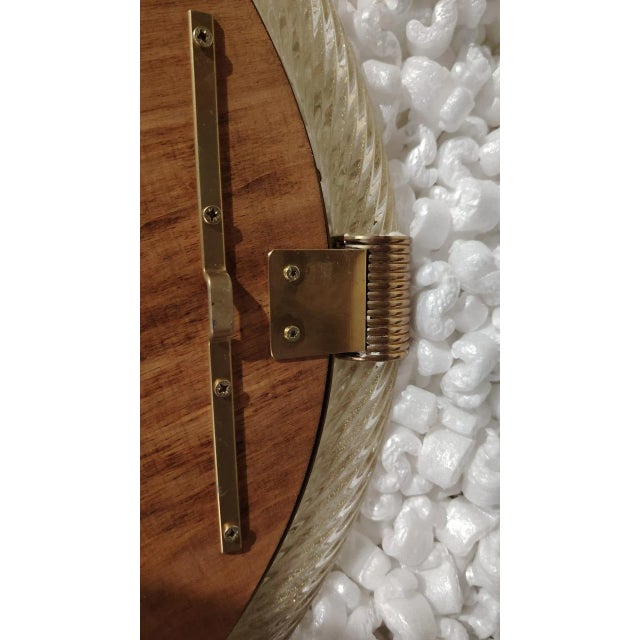 Oval Mirror in Murano Glass by Bottega Veneziana For Sale - Image 4 of 5