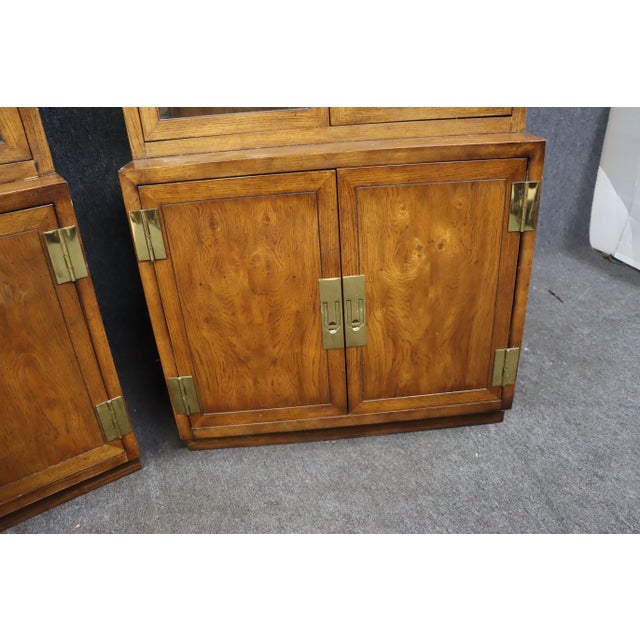 Henredon Henredon Campaign Style Display Cabinet For Sale - Image 4 of 10