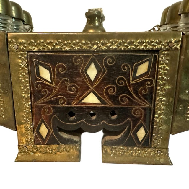 Early 20th Century Antique Turkish Mother-of-Pearl Inlay Wood & Brass Shoe Shine Box Stand For Sale - Image 5 of 7