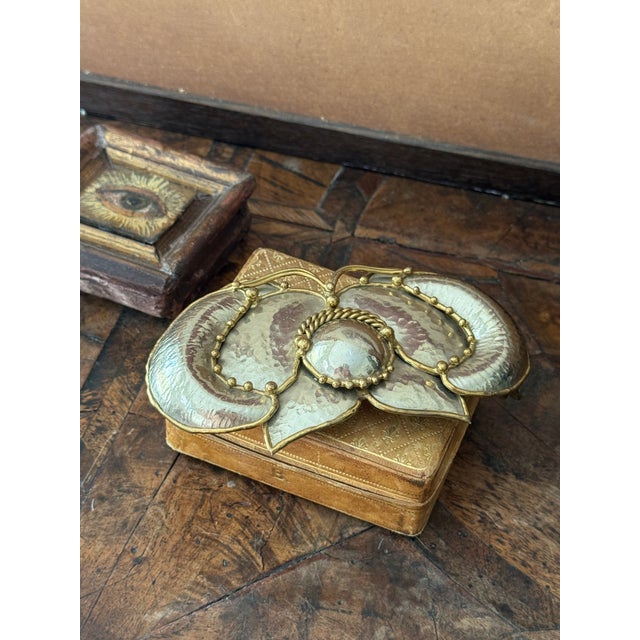 1970s Vintage Exart Brass Butterfly Belt Buckle Mexico 1970s Boho Bohemian Trendy Disco Accessories For Sale - Image 5 of 12